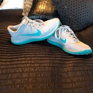 Nike Free 4.0 V4 Gray/Teal Size 8.5